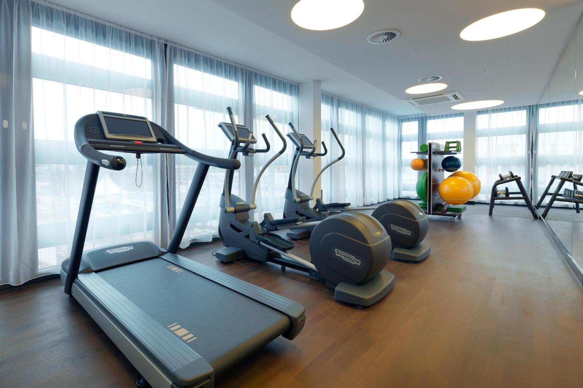 คาเมฮา แกรนด์ ซูริค ออโตกราฟ คอลเลคชั่น Hotel Opfikon-Glattbrugg ภายนอก รูปภาพ
